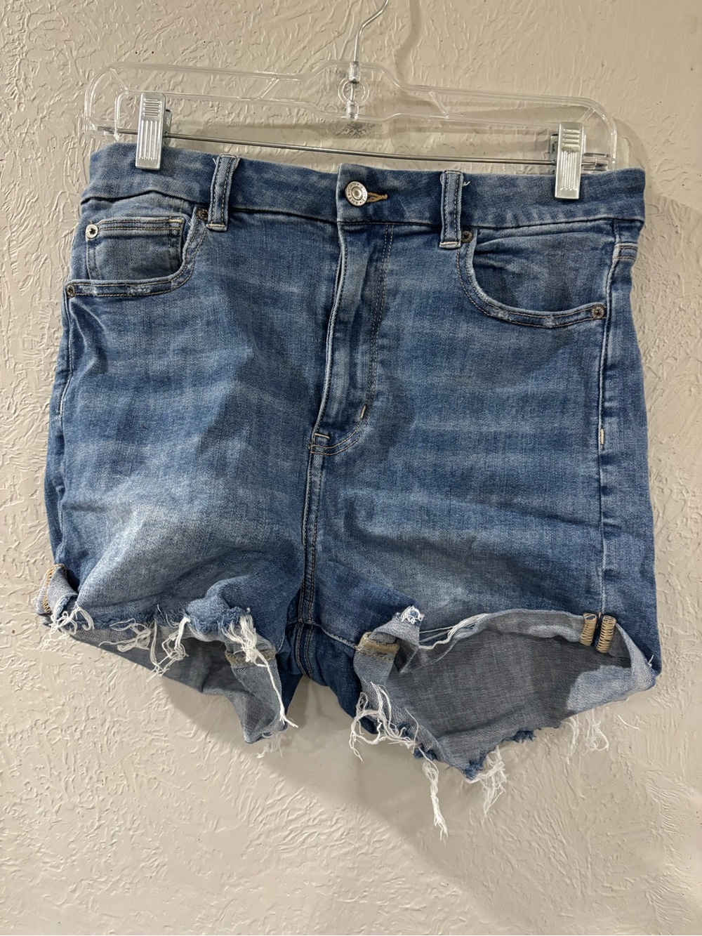 American Eagle distressed curvy hi-rise denim shorties medium wash size 10